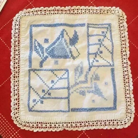 Vintage Handmade Blue/White Embroidered Crocheted Handkerchief - Picture 2 of 10